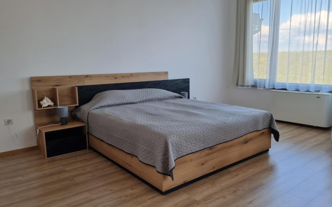 Guest Rooms Sea View Balchik Exterior photo
