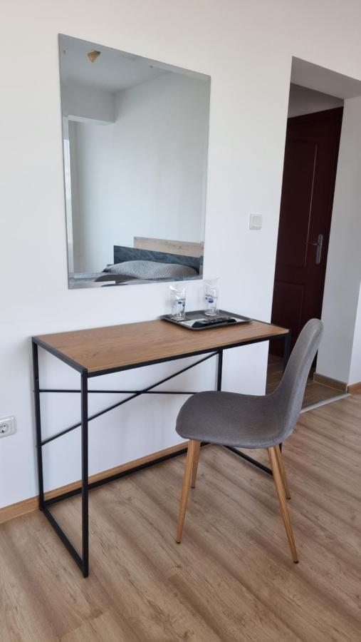 Guest Rooms Sea View Balchik Exterior photo