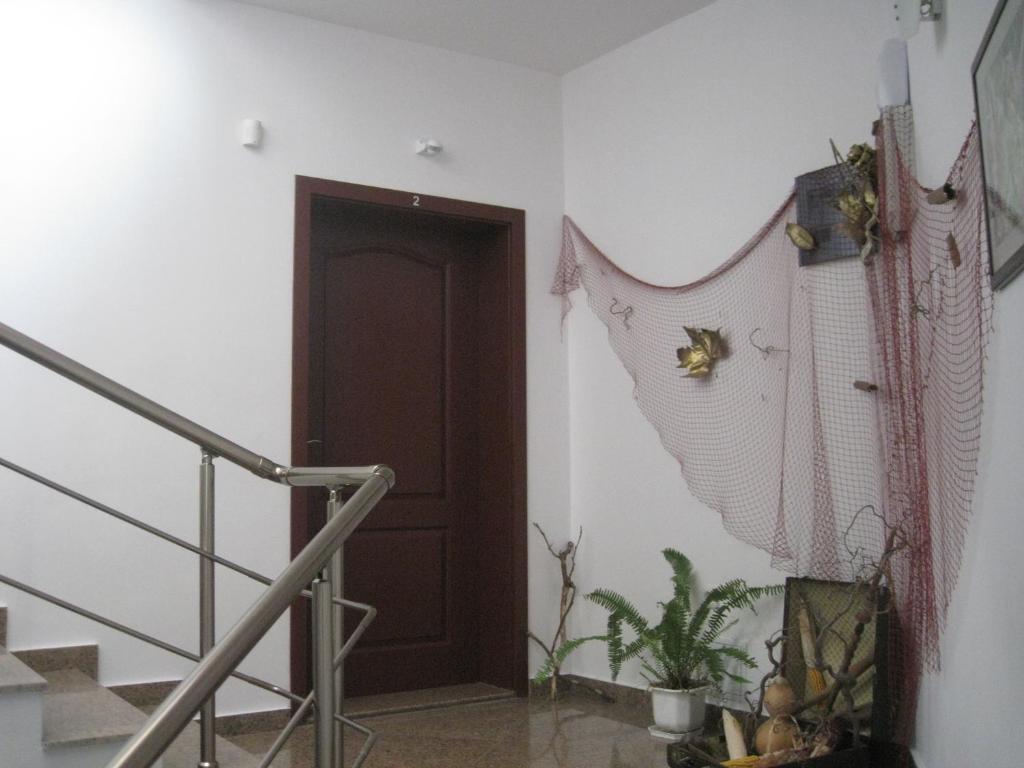 Guest Rooms Sea View Balchik Exterior photo